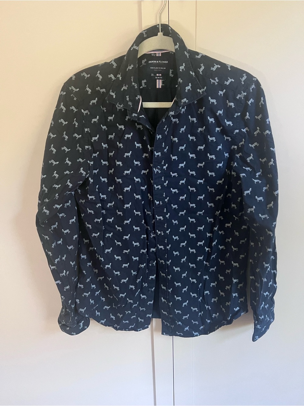 Denim & Flower Men's Navy Zebra Printed Button-Up Shirt